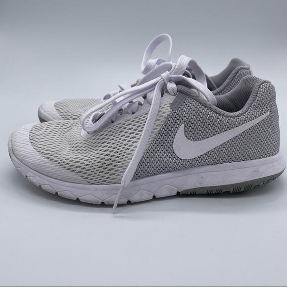 Nike, Flex Running Shoe, Size 7.5. New Laces, In excellent condition! - Picture 4 of 10
